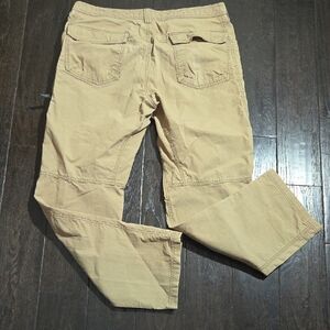 L.L. Bean Riverston Men's Tan Cargo Pants Soze 38x 32 Item Id 288083